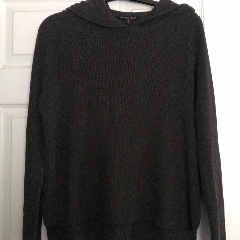 Athleta Sweatshirt. Brown. Knit Material.